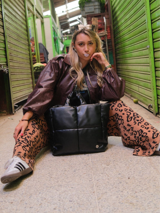Bolso grande acolchado negro