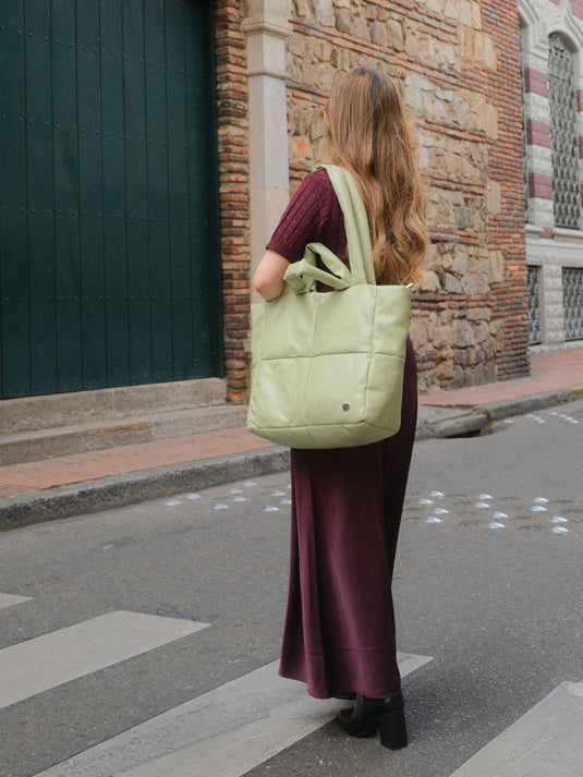 Bolso grande acolchado pistacho