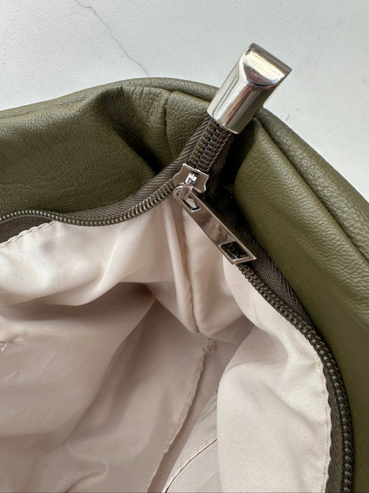 Bolso tote bag acolchado oliva Ellora