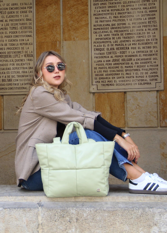 BOLSO GRANDE ACOLCHADO PISTACHO