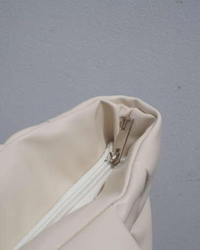 BOLSO GRANDE ACOLCHADO VAINILLA