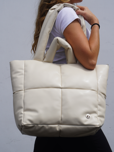 BOLSO GRANDE ACOLCHADO VAINILLA