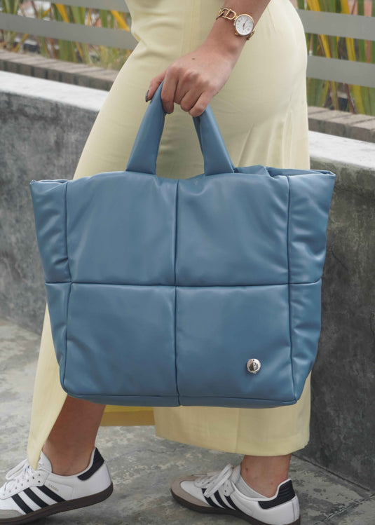 Bolso tote bag acolchado azul Ellora
