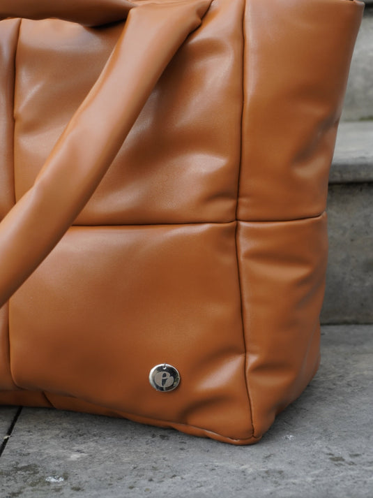 Bolso tote bag acolchado camel Ellora