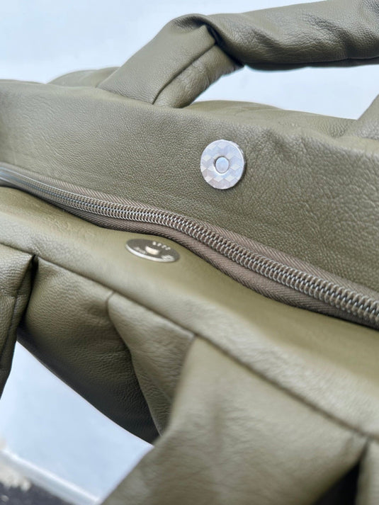 Bolso tote bag acolchado oliva Ellora