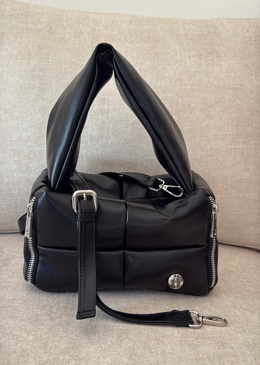 BOLSO DE MANO ACOLCHADO NEGRO