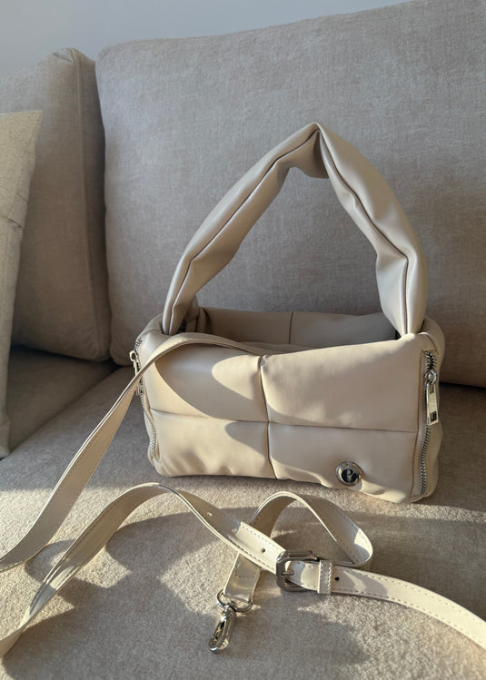 BOLSO DE MANO ACOLCHADO VAINILLA