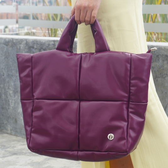 Bolso grande acolchado burgundy