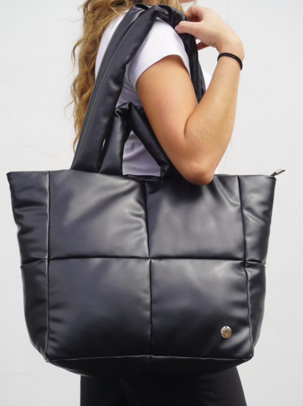 BOLSO GRANDE ACOLCHADO NEGRO