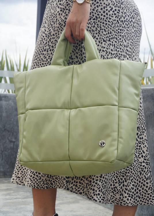 BOLSO GRANDE ACOLCHADO PISTACHO