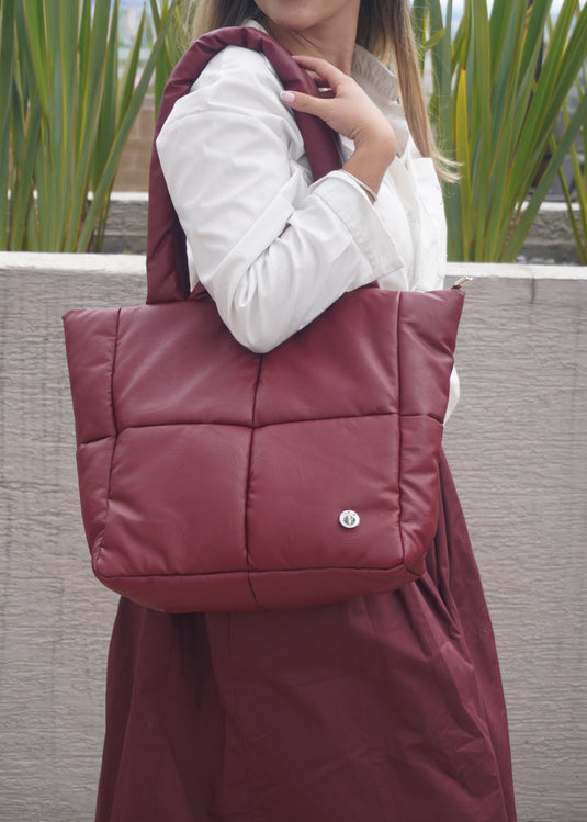 BOLSO GRANDE ACOLCHADO CHERRY