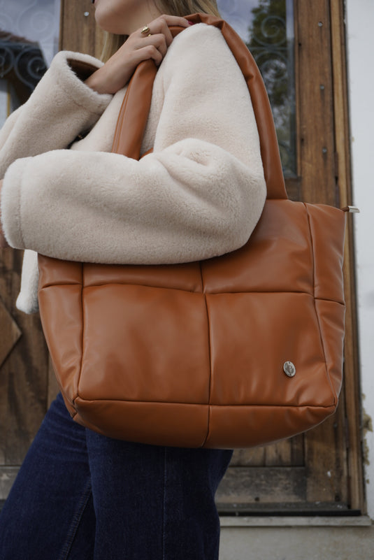 BOLSO GRANDE ACOLCHADO CAMEL