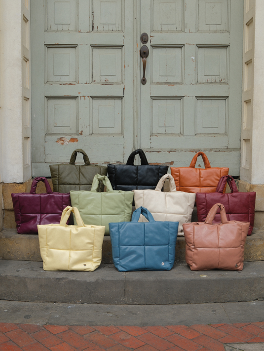 Bolso grande acolchado burgundy
