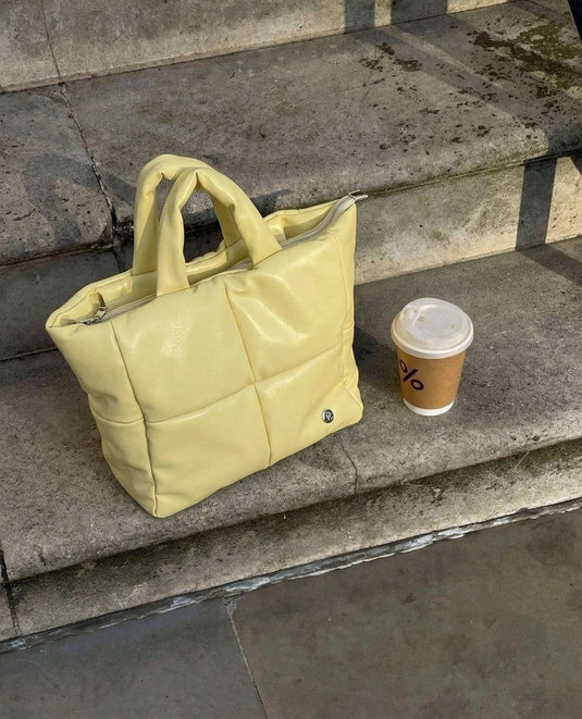 BOLSO GRANDE ACOLCHADO MANTEQUILLA